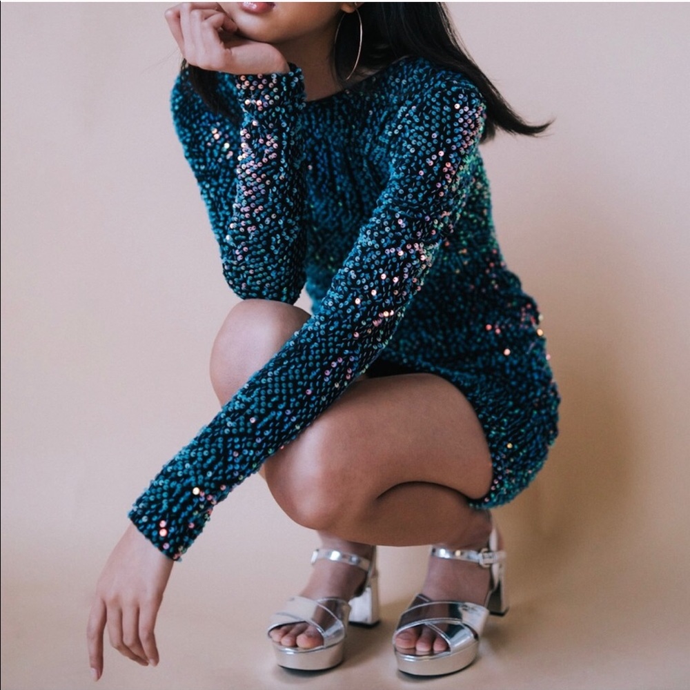 Blue sequined bodycon